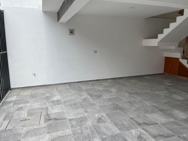 CASA EN VENTA EN FRAC. MORADA DEL QUETZAL