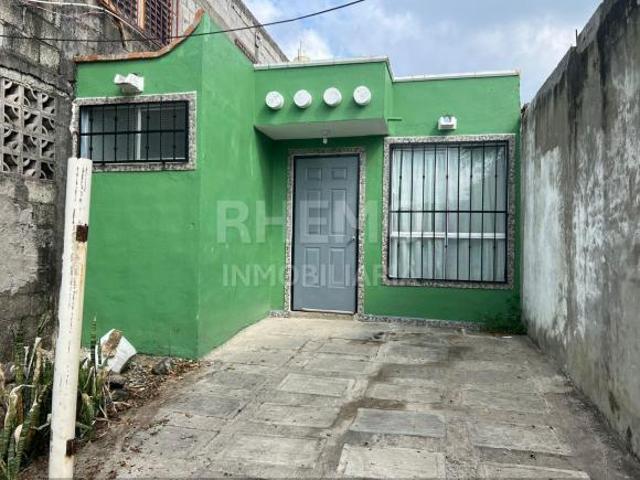Casa en Venta en Fracc. Campo Real, Tuxpan, Ver