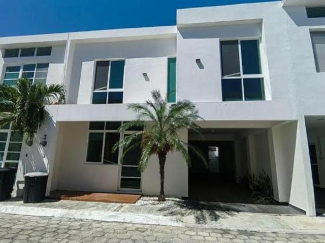 Casa en venta en Fracc. Héroe de Nacozari, Ciudad del Carmen, Campeche
