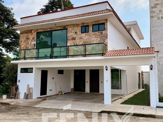 Casa en venta en Coatepec, Veracruz