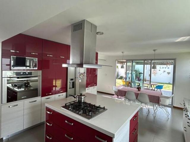 CASA EN VENTA EN FRACCIONAMIENTO LA VIRGEN