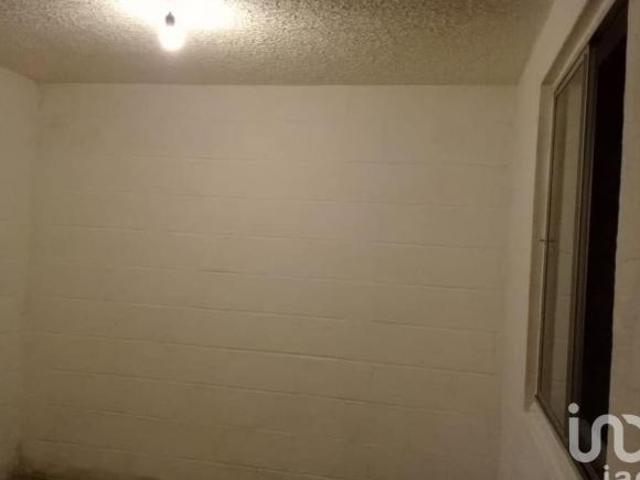 CASA EN VENTA EN FRACCIONAMIENTO MARQUESA