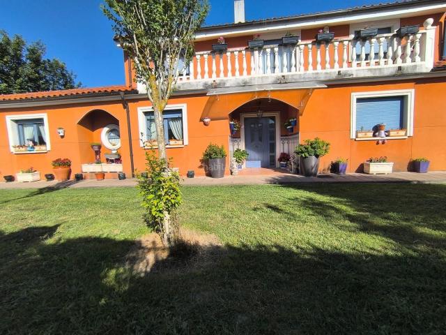 Casa en venta en Fresno De Río Tirón, Castilla y León