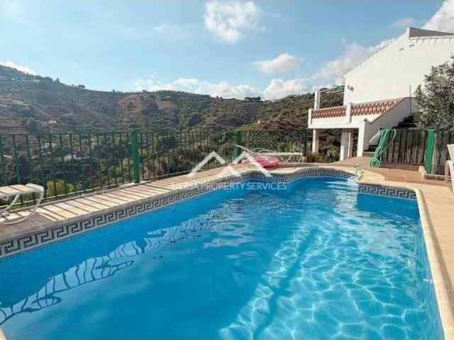 Casa en venta en La Axarquía, Andalucía