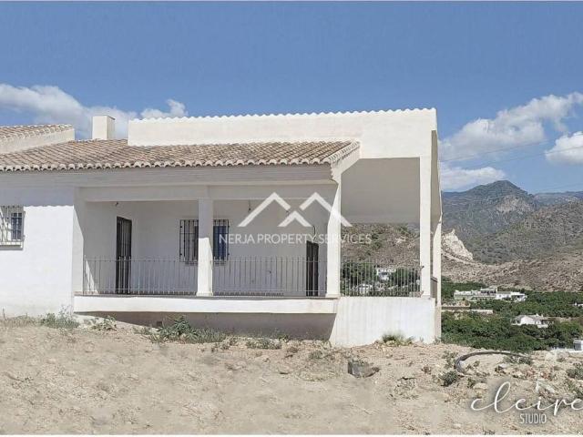 Casa en venta en La Axarquía, Andalucía