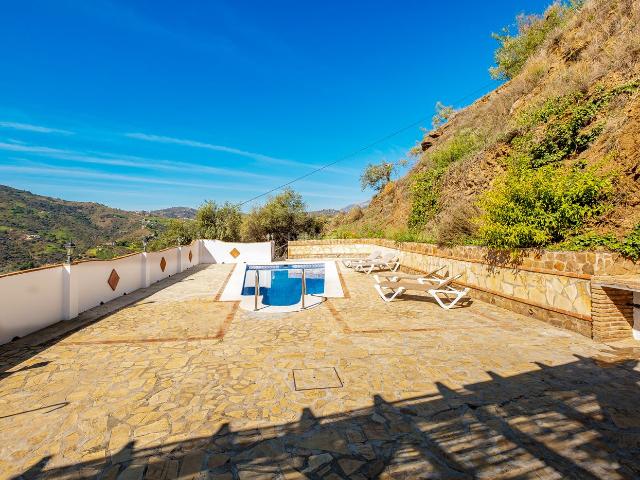 Casa en venta en La Axarquía, Andalucía