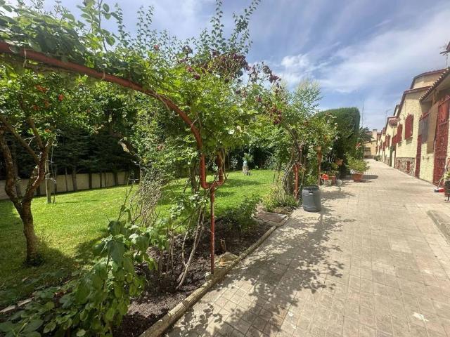 Casa en venta en Fuenlabrada, Naranjo-La Serna