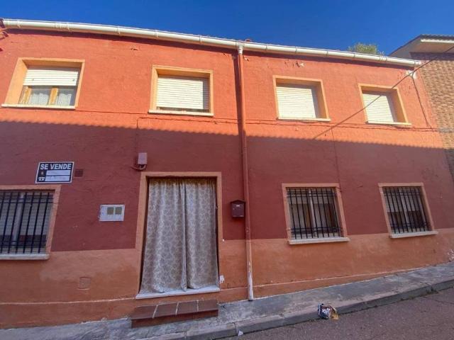 Casa en venta en Fuente De Pedro Naharro, Castilla-La Mancha