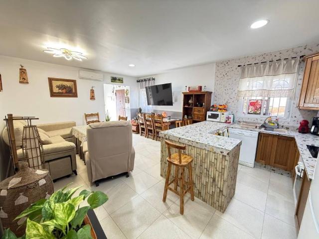 Casa en venta en Antequera, Andalucía