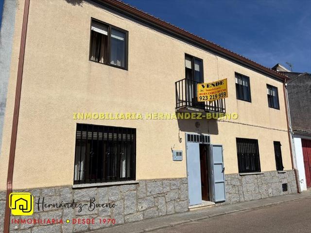 Casa en venta en La Fuente De San Esteban, Castilla y León