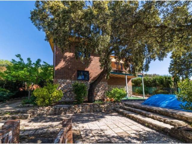 Casa en venta en Fuentenovilla, Urbanización Las Fuentes