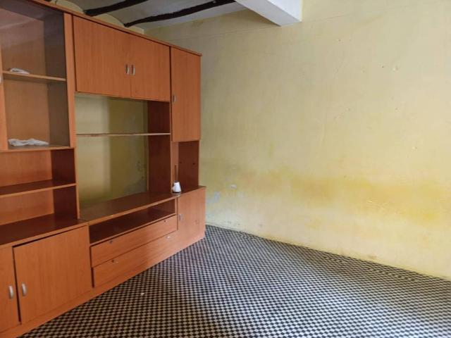 Casa en venta en Allueva, Aragón