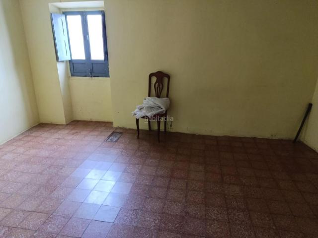 Casa en venta en Allueva, Aragón