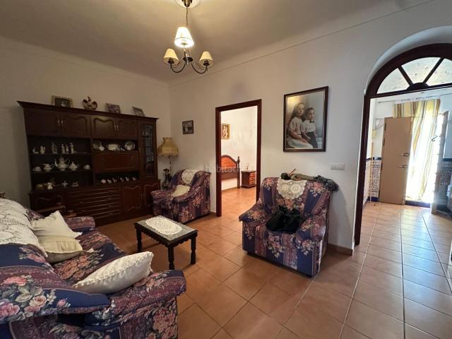Casa en venta en Fuentes De Andalucía, Andalucía