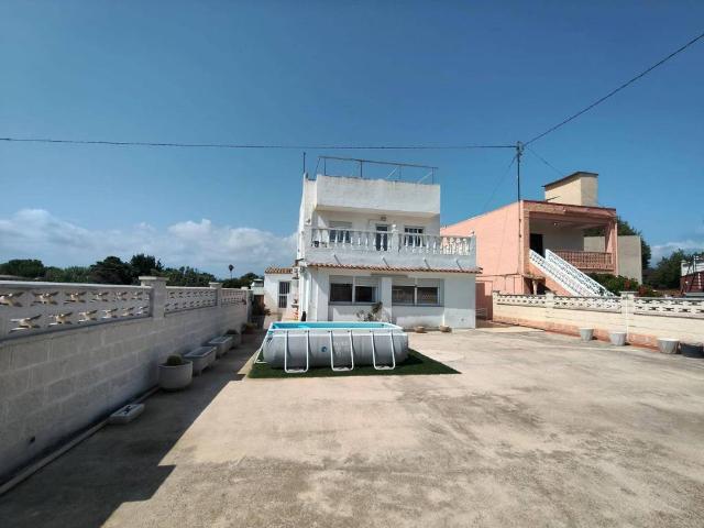 Casa en venta en Grau i Platja, la Safor