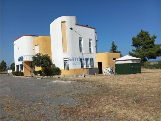 Casa en venta en Garrafe De Torío, Castilla y León