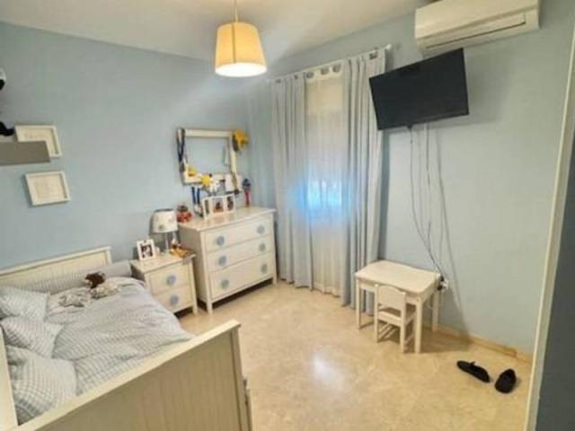 Casa en venta en Gelves, Andalucía