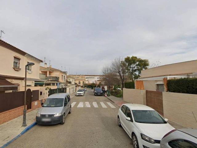 Casa en venta en Gelves, Andalucía