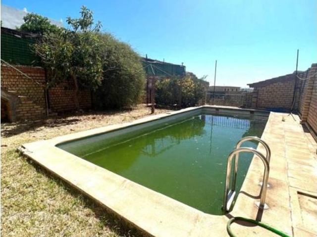 Casa en venta en Gerena, Andalucía