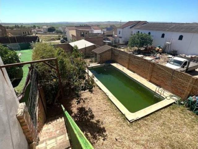 Casa en venta en Gerena, Andalucía