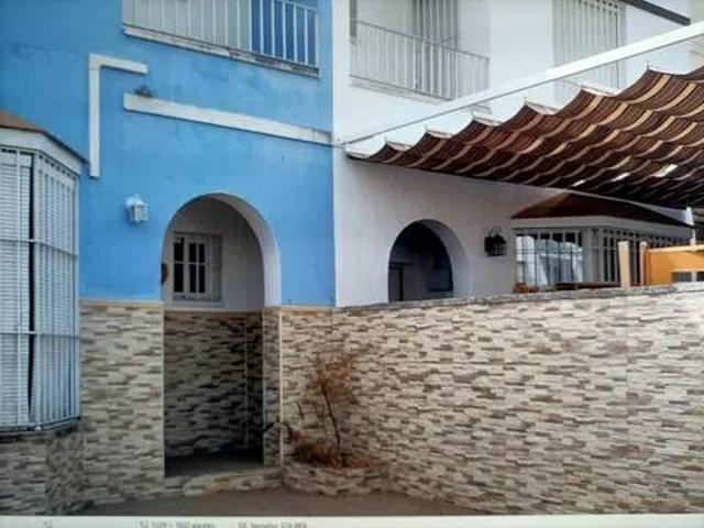 Casa en venta en Gerena, Andalucía