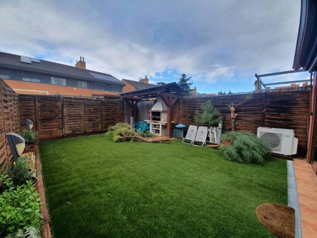 Casa en venta en Getafe, Perales del Río