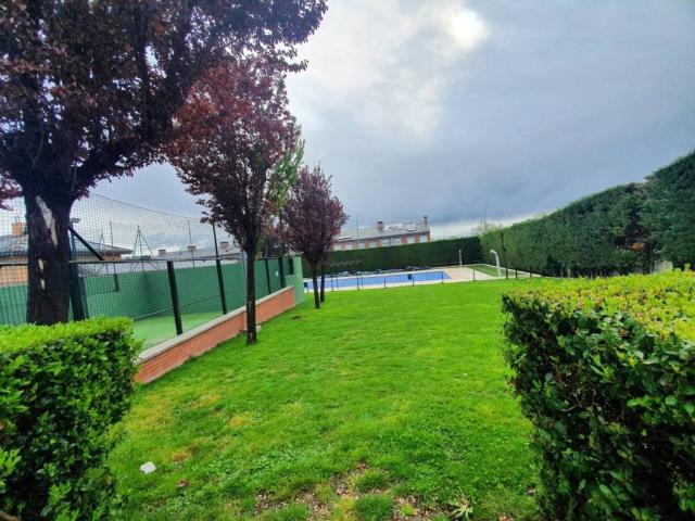 Casa en venta en Getafe, Perales del Río