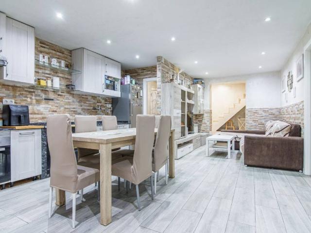 Casa en venta en Santa Bárbara, Gijón