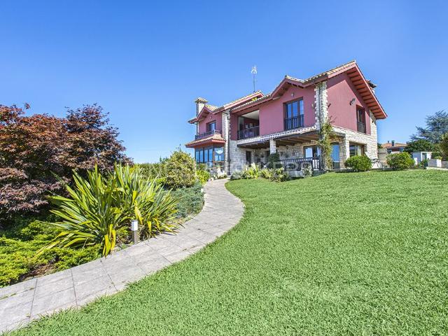 Casa en venta en Gijón, Asturias