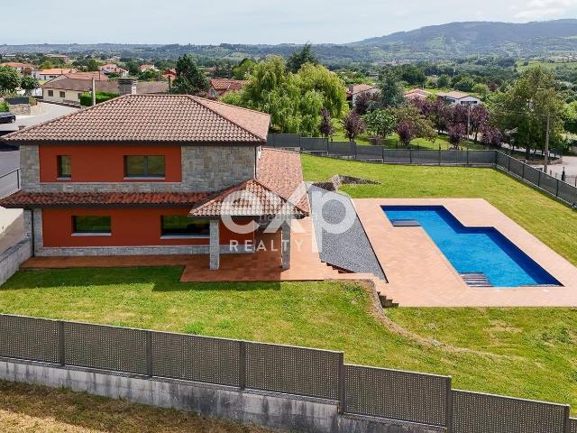 Casa en venta en Gijón, Asturias