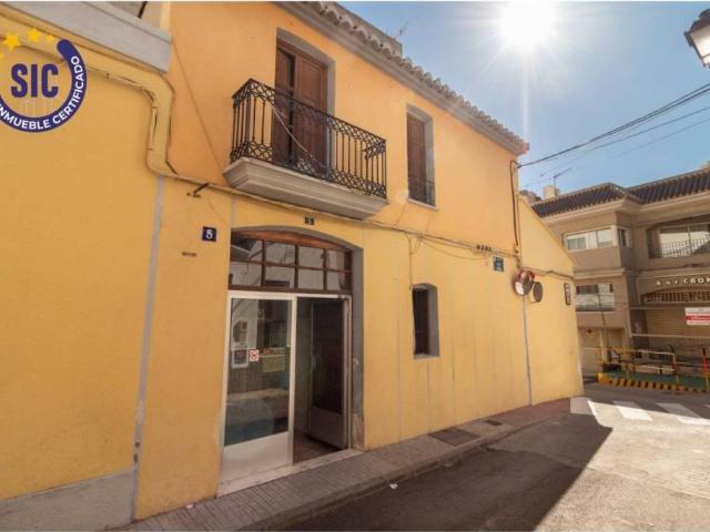 Casa en venta en Gilet, La Paz