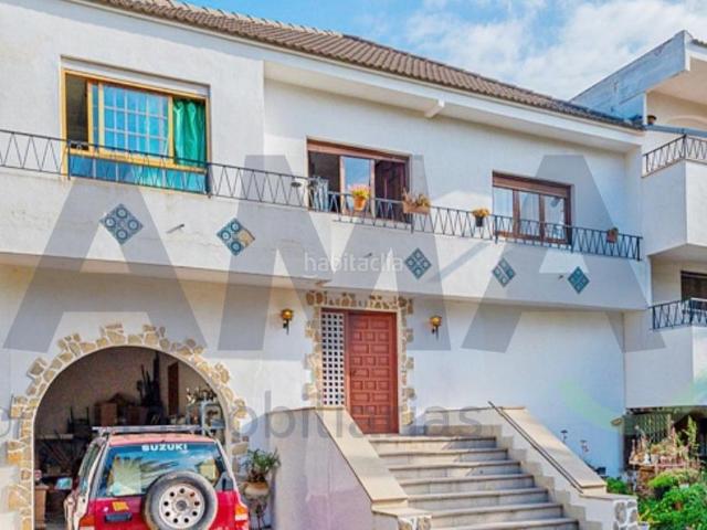 Casa en venta en Gilet, La Paz