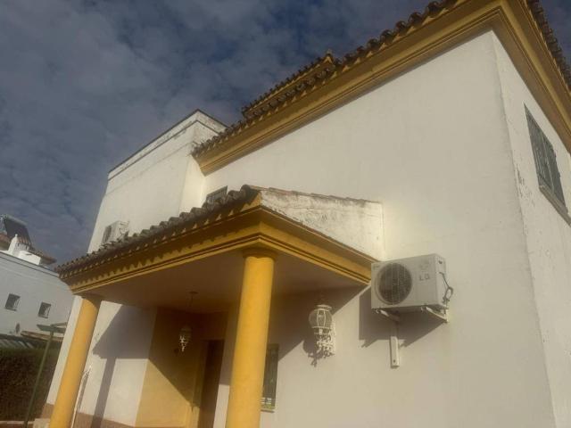 Casa en venta en Granadilla, Gines