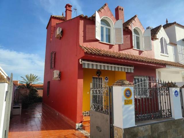 Casa en venta en Gines, Sevilla