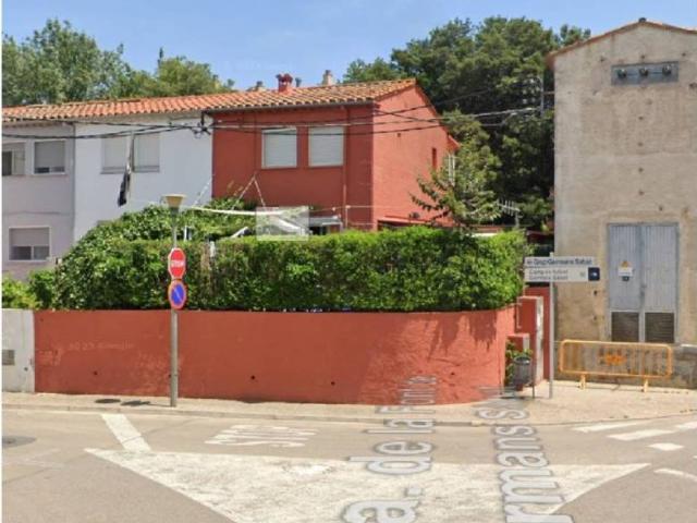 Casa en venta en Germans Sàbat, Gironès