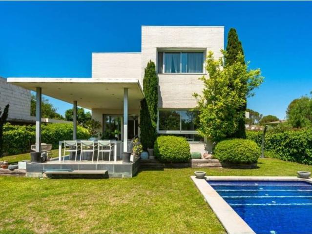 Casa en venta en Palau, Gironès
