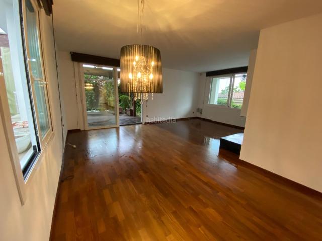 Casa en venta en Girona, Montilivi