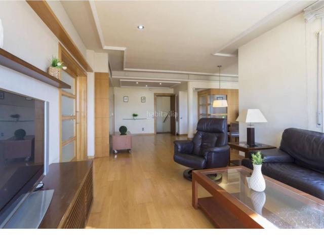 Casa en venta en Girona, Montilivi