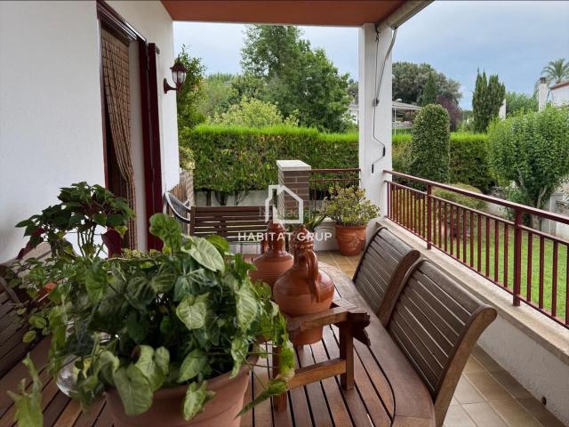 Casa en venta en Palau, Gironès