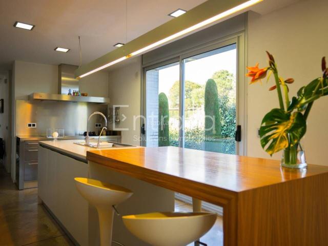Casa en venta en Palau, Gironès
