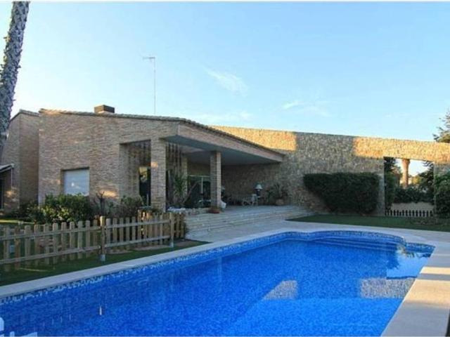 Casa en venta en Godella, Valencia