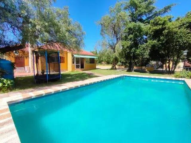 Casa en venta en La Hoya de Buñol, Valencia