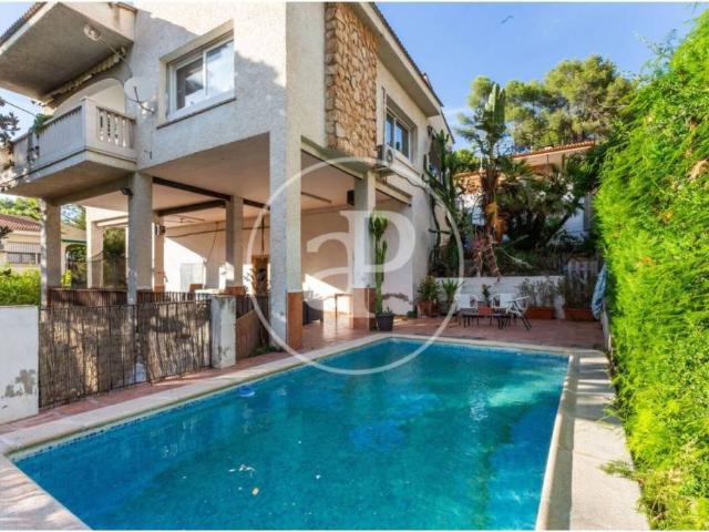 Casa en venta en La Hoya de Buñol, Valencia