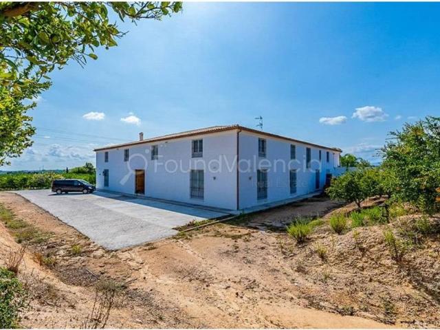 Casa en venta en La Hoya de Buñol, Valencia