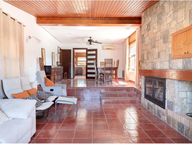 Casa en venta en La Hoya de Buñol, Valencia
