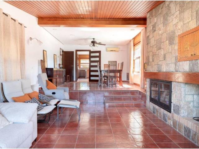 Casa en venta en La Hoya de Buñol, Valencia