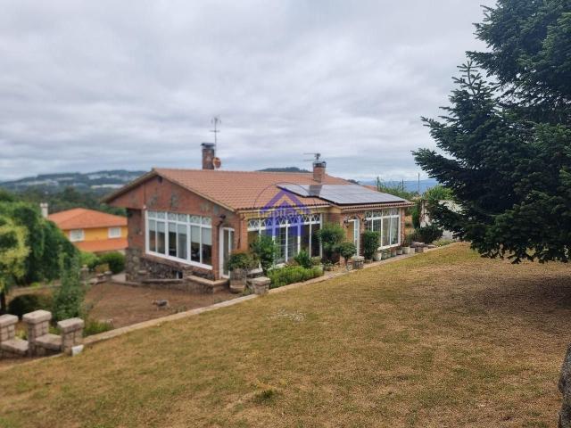 Casa en venta en Gondomar, Vigo