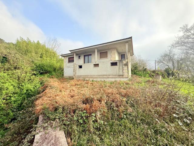 Casa en venta en Gondomar, Vigo