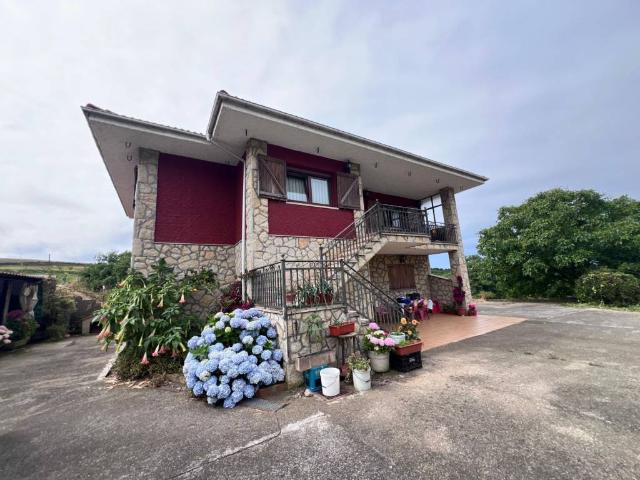 Casa en venta en Gozón