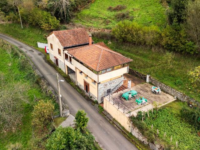Casa en venta en Grado, Asturias